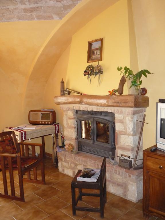 L'Adele Bed & Breakfast Occimiano Quarto foto